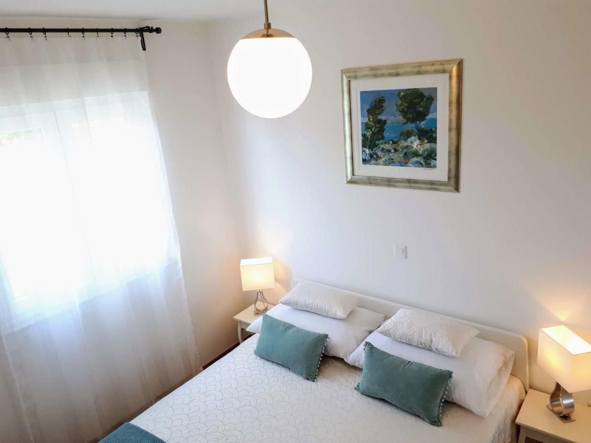 Apartment Eni With Garage Parking スプリト エクステリア 写真
